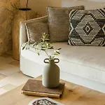 Lithos