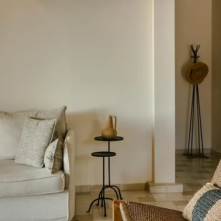 Lithos Villa *